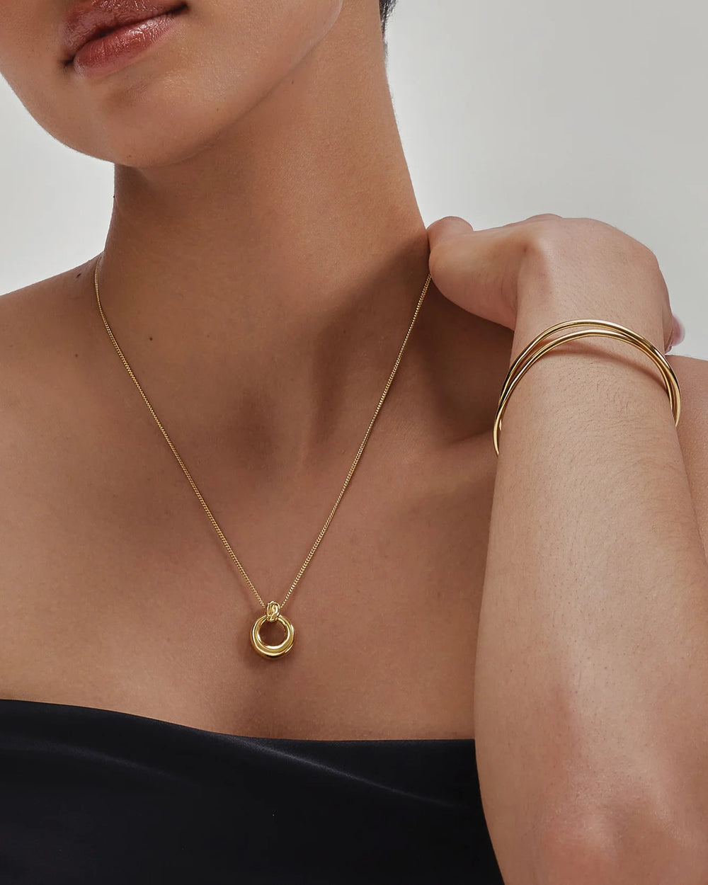Ania Haie Swan Lake Gold Open Circle Necklace N077-04G