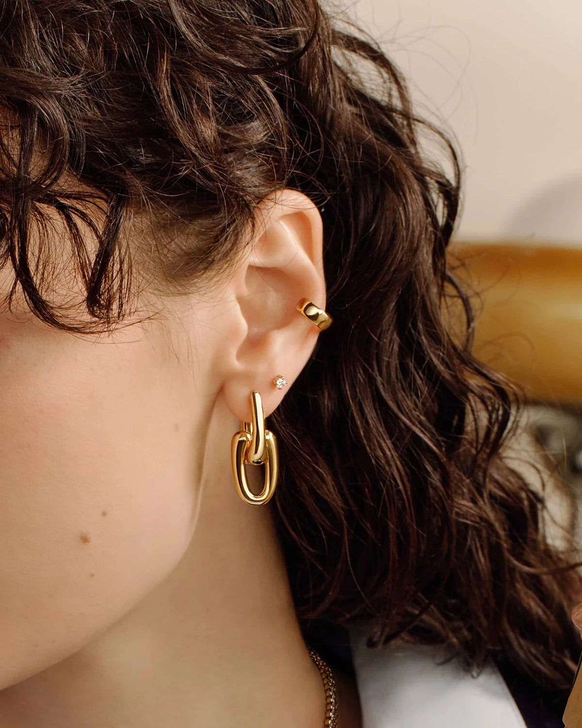 Ania Haie Fluid Light Gold Sculptural Interlocking Huggie Hoop Earrings E078-15G