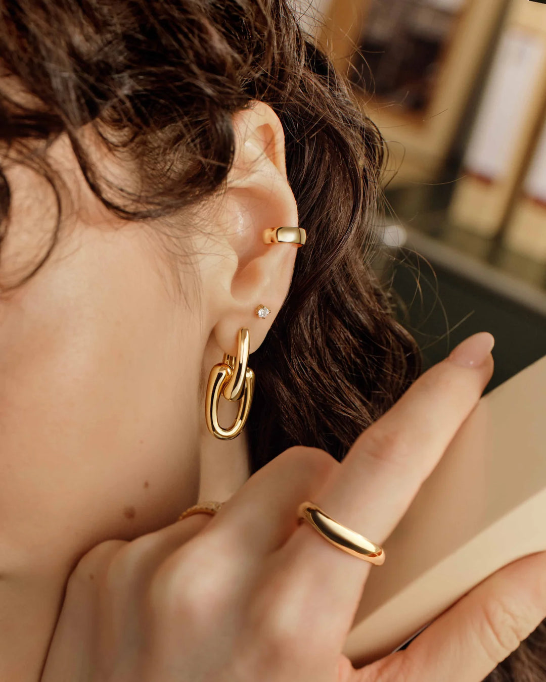 Ania Haie Fluid Light Gold Sculptural Interlocking Huggie Hoop Earrings E078-15G