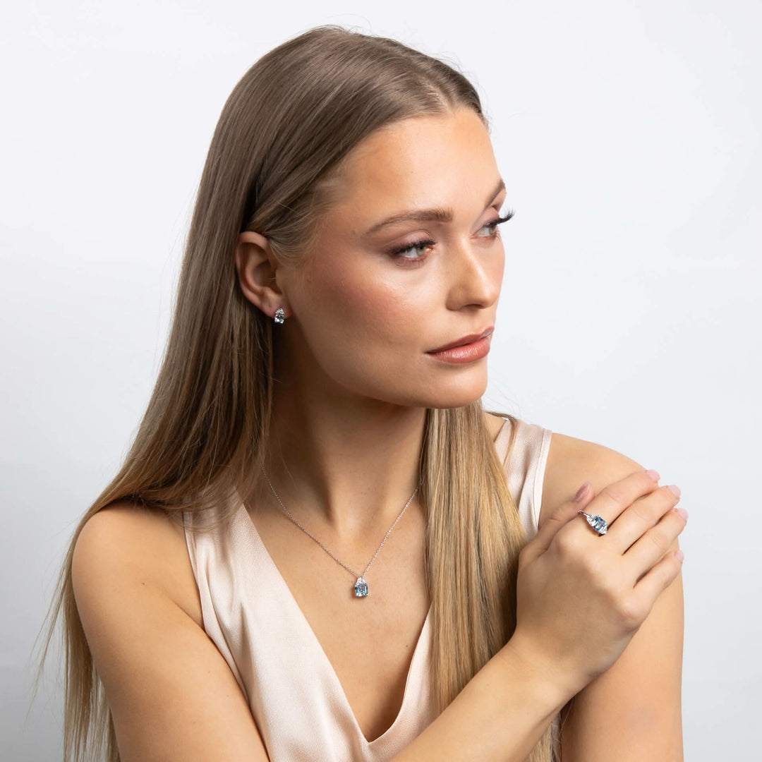 Diamonfire Square Cut Aquamarine Blue Cubic Zirconia Necklace N4660