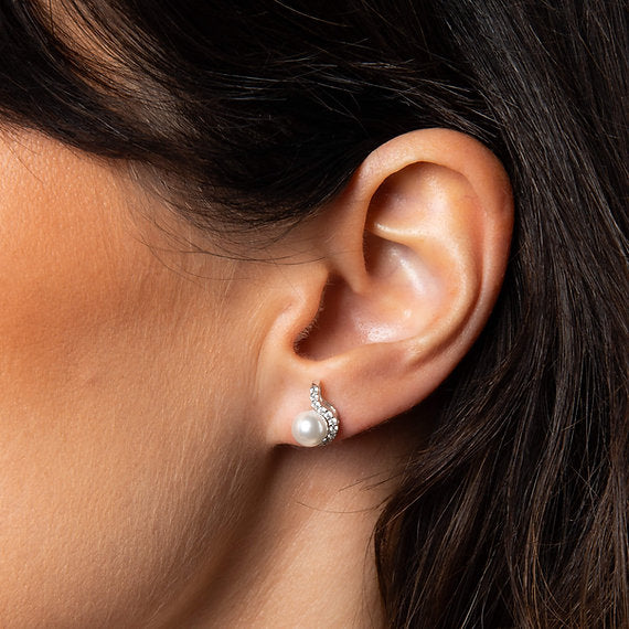 Diamonfire Clear Cubic Zirconia White Shell Pearl Delicate Oval Cut Earrings E6721