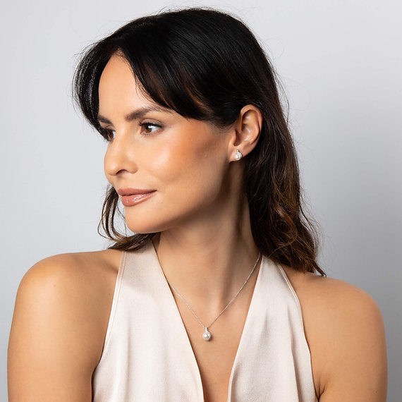 Diamonfire Clear Cubic Zirconia White Shell Pearl Delicate Oval Cut Earrings E6721