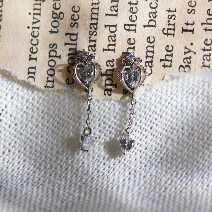 Heart crown dangle earrings-6