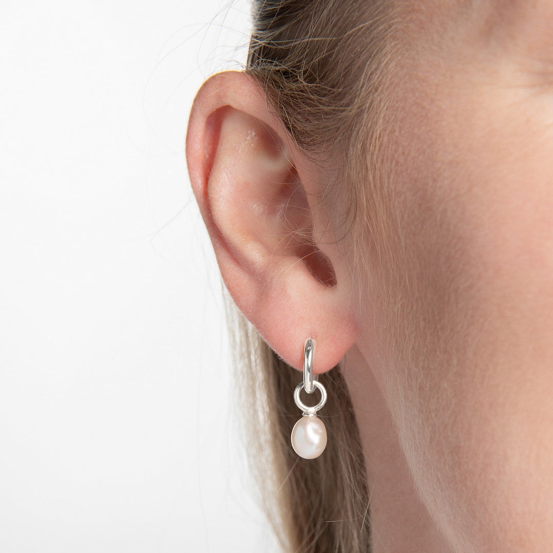 Beginnings Sterling Silver Freshwater Pearl Earrings E6801W