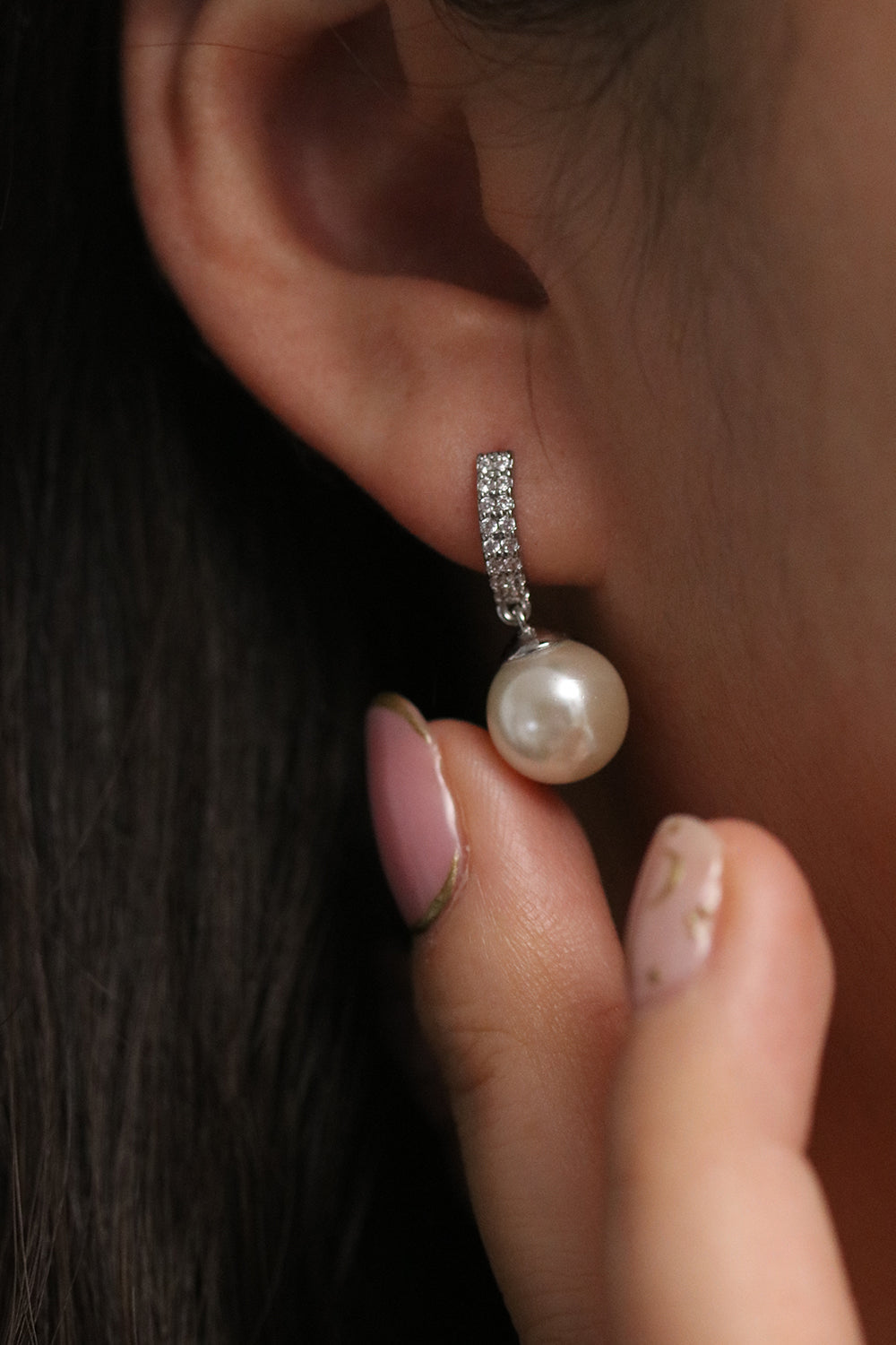 Elegant Pearl drop earrings-3