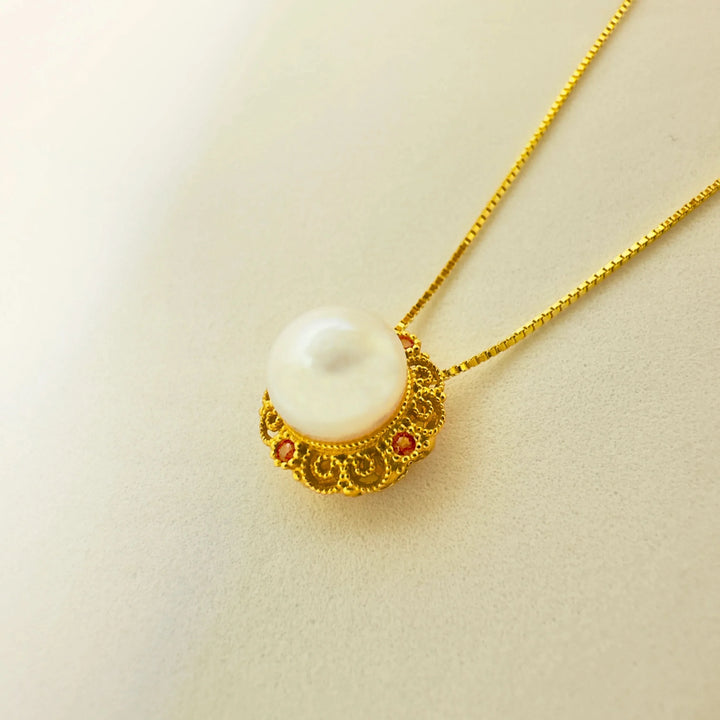 Engraved Pearl Pendant Necklace with Red Diamond