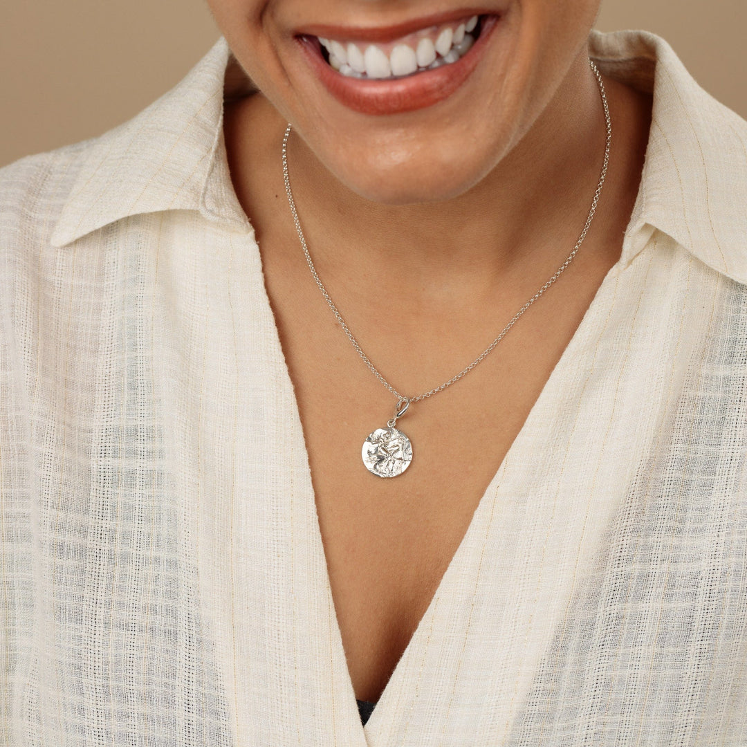 Engraved Silver Aquarius Zodiac Necklace CNSAQU-1