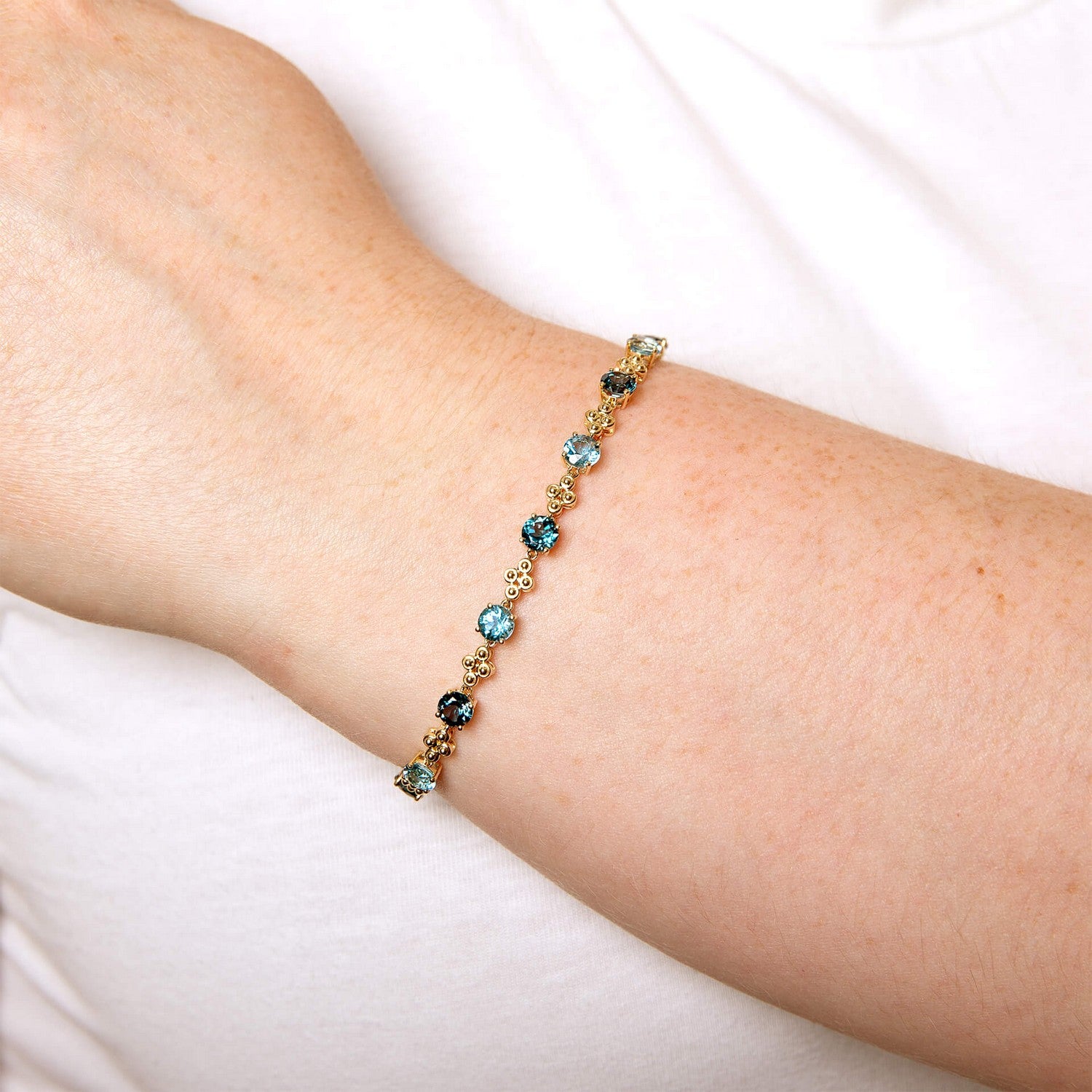 9ct Yellow Gold London Blue Topaz Swiss Blue Topaz Bracelet GB534L