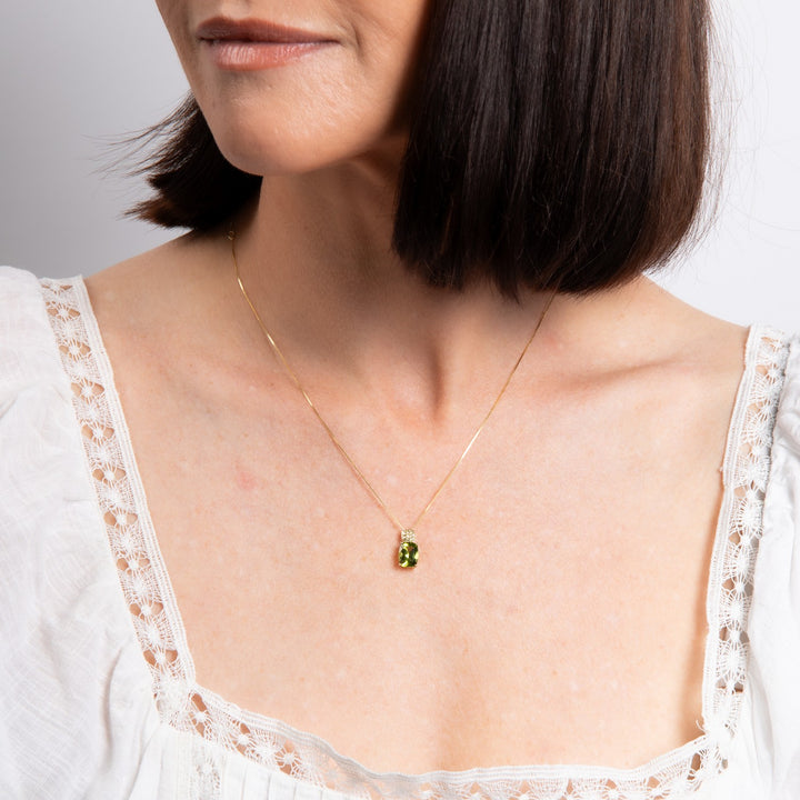 9ct Yellow Gold Peridot Pendant GP2382G