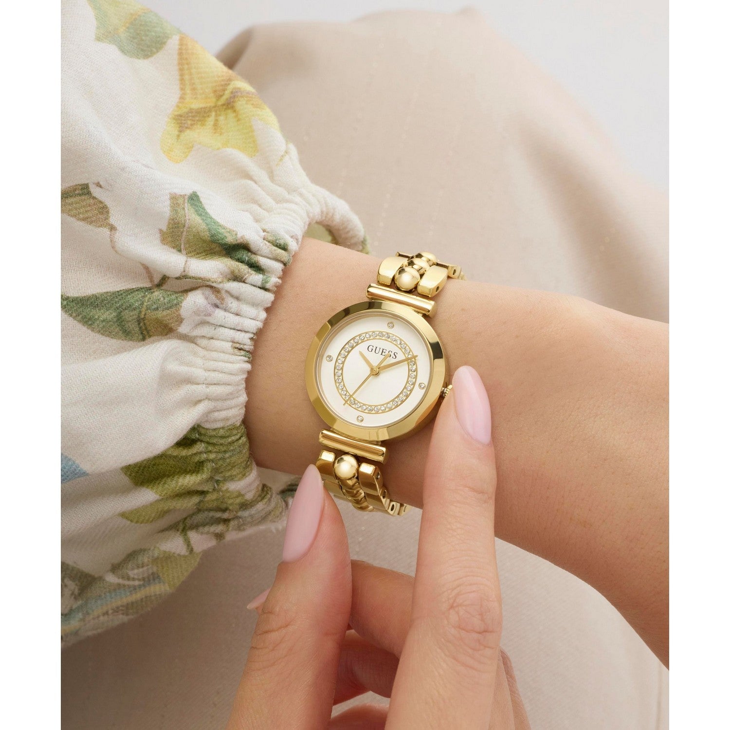 Guess Men’s Leena White Dial Bracelet Watch GW0994L2