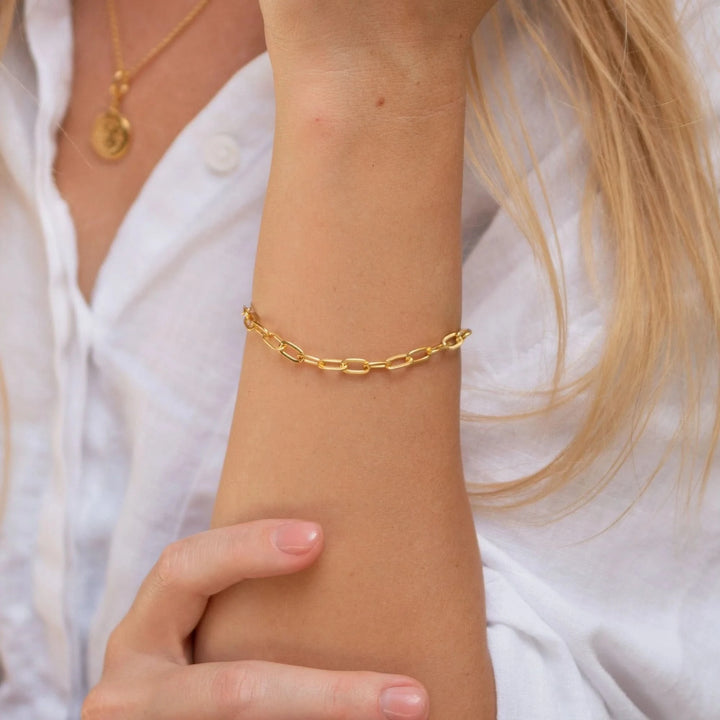 Gold Plated Chunky Oval Link Charm Bracelet CBRGCNKOV