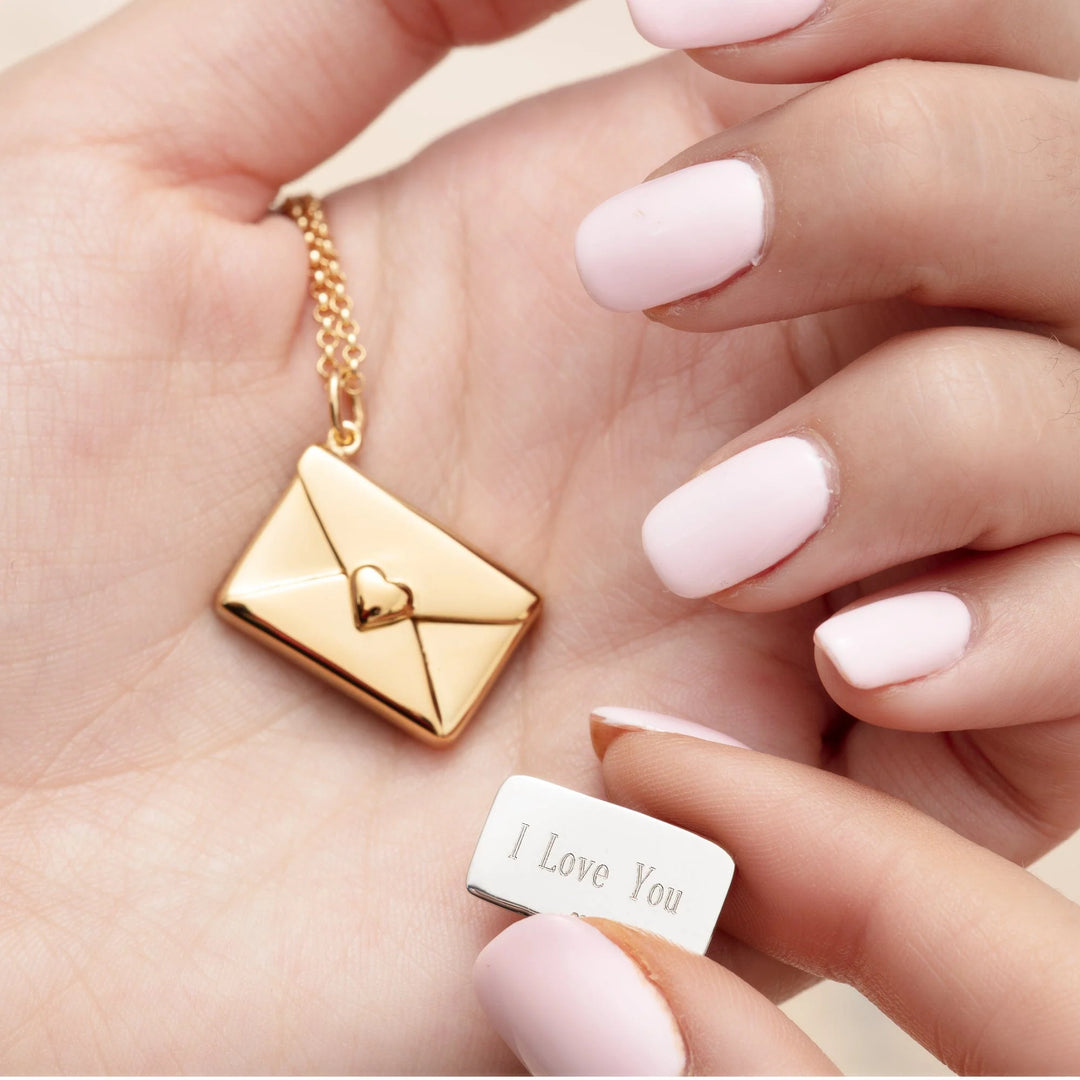 Gold Plated Envelope Necklace with Engraved Insert VCNGEV-1