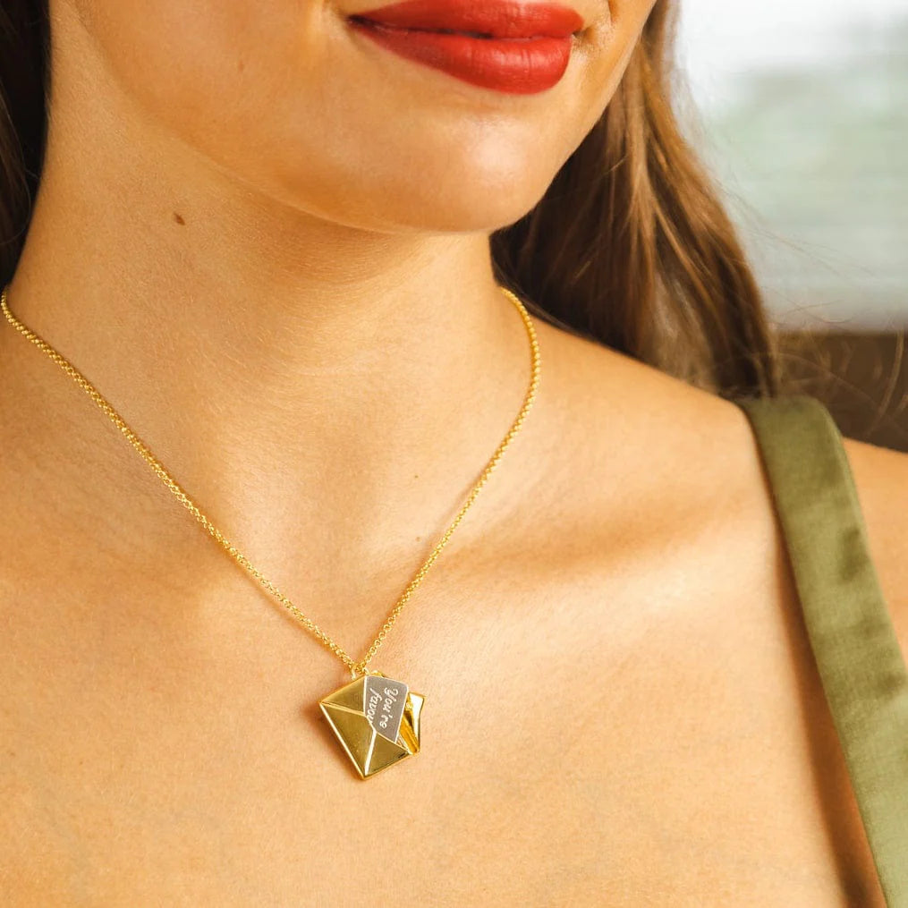 Gold Plated Envelope Necklace with Engraved Insert VCNGEV-1