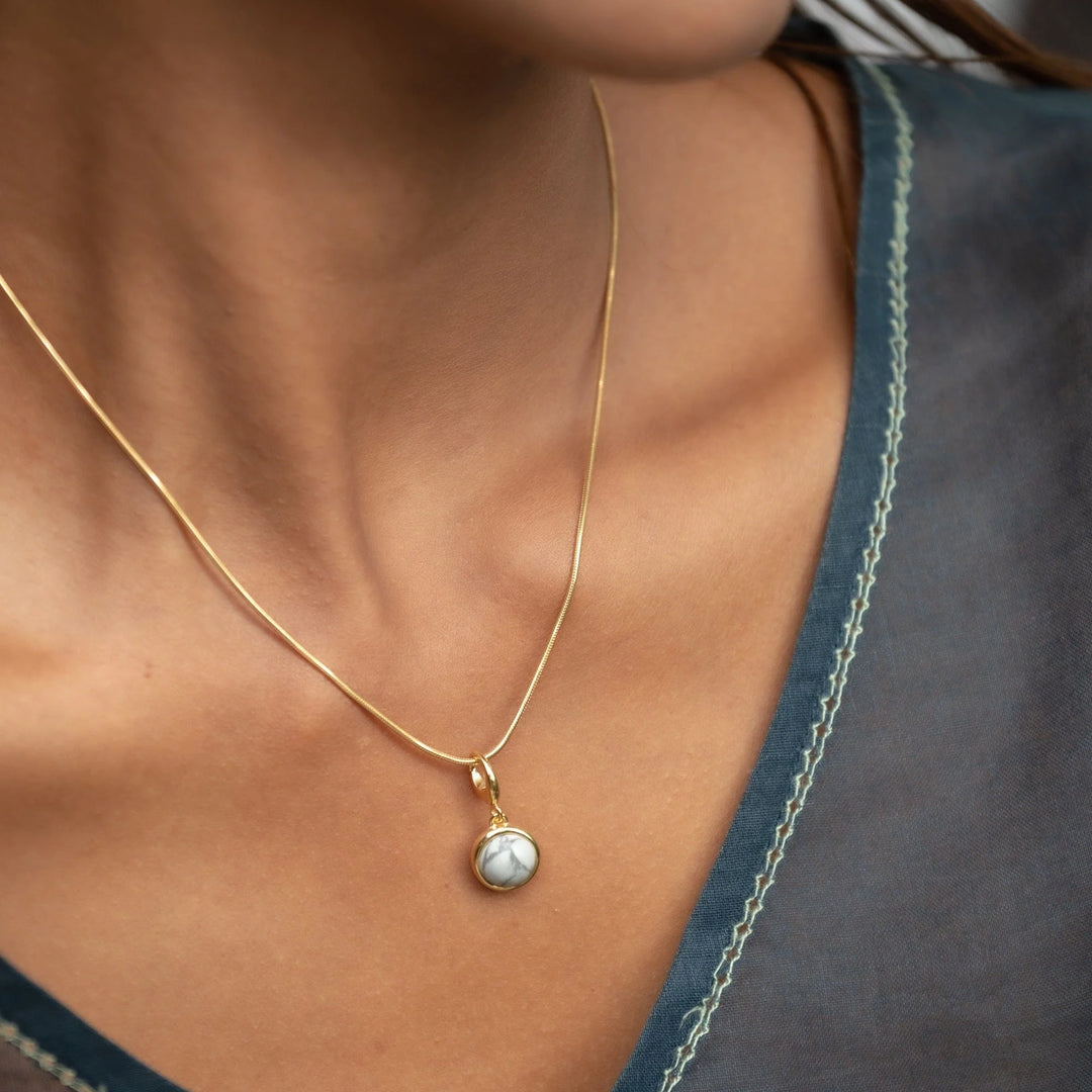 Gold Plated Howlite Healing Positive Thought Stone Necklace CNGHSHL-SNAKE-1