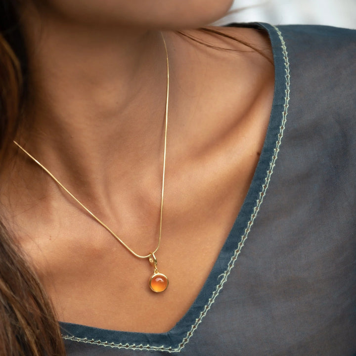 Gold Plated Orange Agate Healing Harmony Stone Necklace CNGHSOA-SNAKE-1