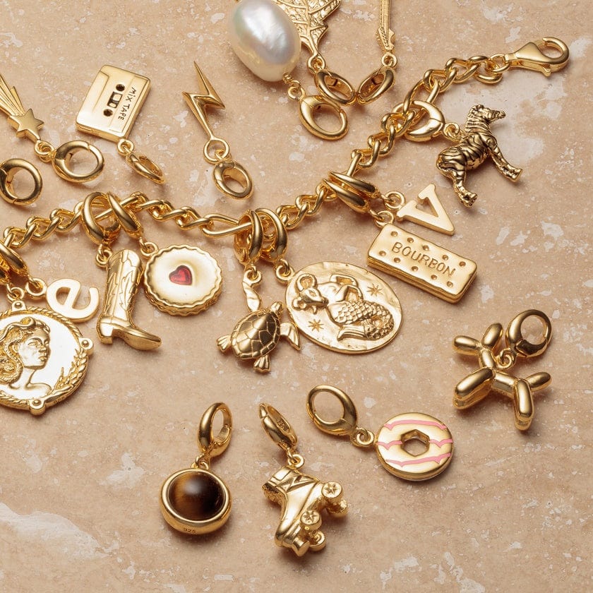 Gold Plated Roller Skate Necklace CNGROSK-1