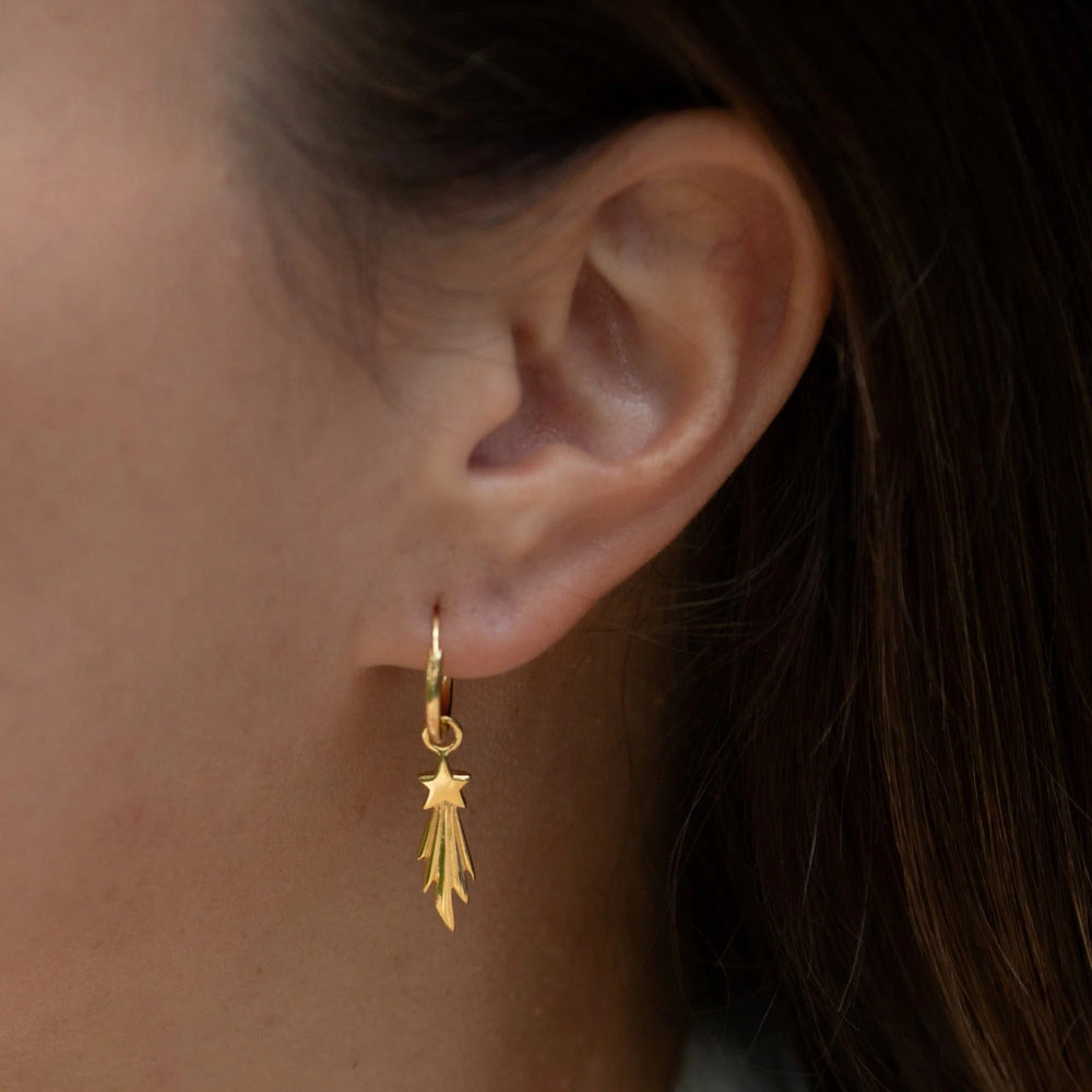 Gold Plated Shooting Star Charm Hoop Earrings CHEGSST-MINI