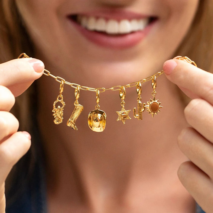 Gold Plated Oval Link Charm Bracelet CBRGOVAL