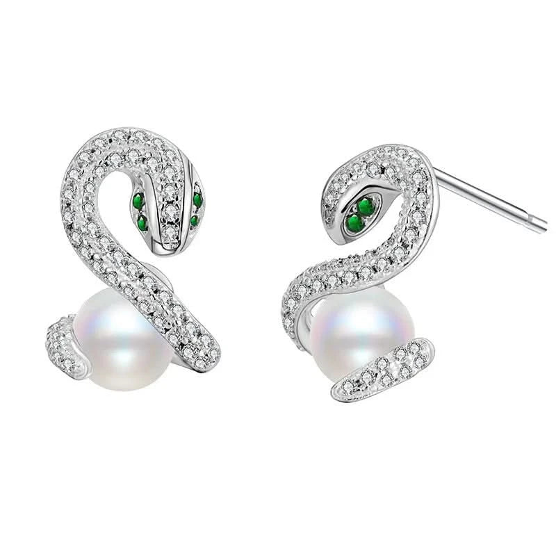 Snake Pearl Earrings – Gothic Glamour in Gold & Silver