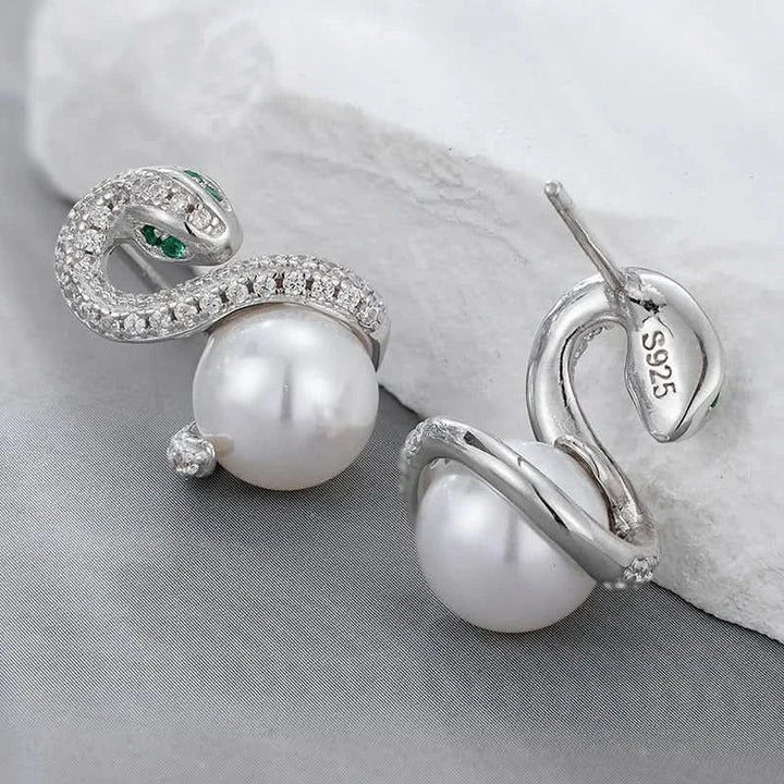 Snake Pearl Earrings – Gothic Glamour in Gold & Silver