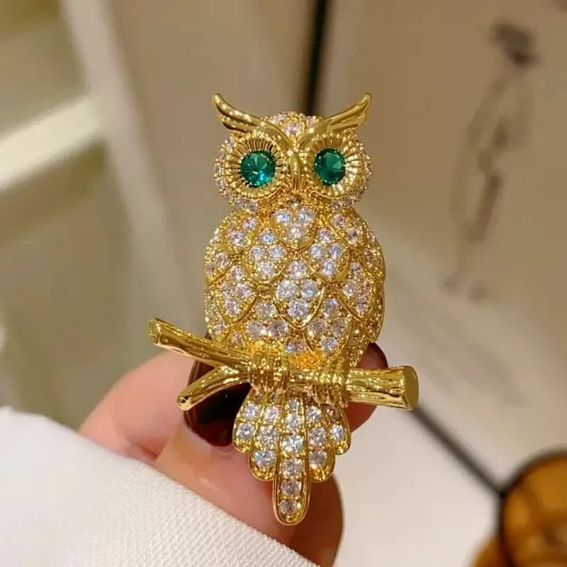 🦉 Green-eyed Owl Brooch