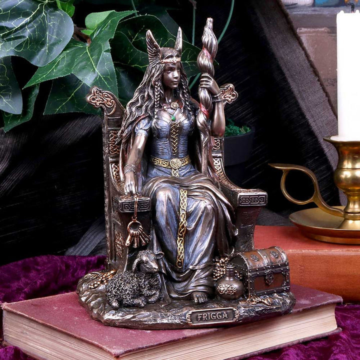Bronze Frigga Goddess of Wisdom Norse Leader Ornament H4742P9