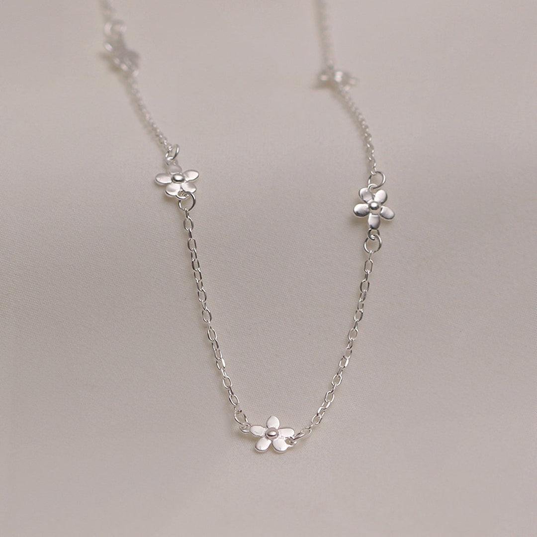 Daisy necklace-1