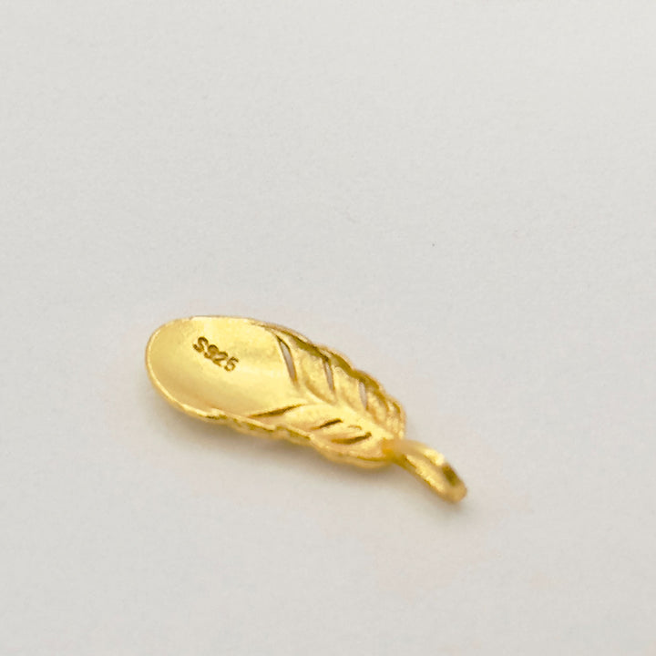 Feather Pendant Necklace