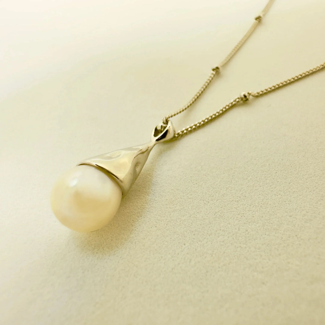 Bulb Baroque Gold Pearl Necklace