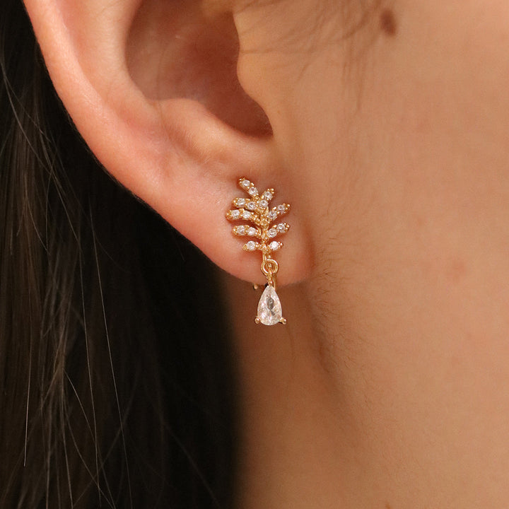 Cubic Leaf Clip On Earrings-1