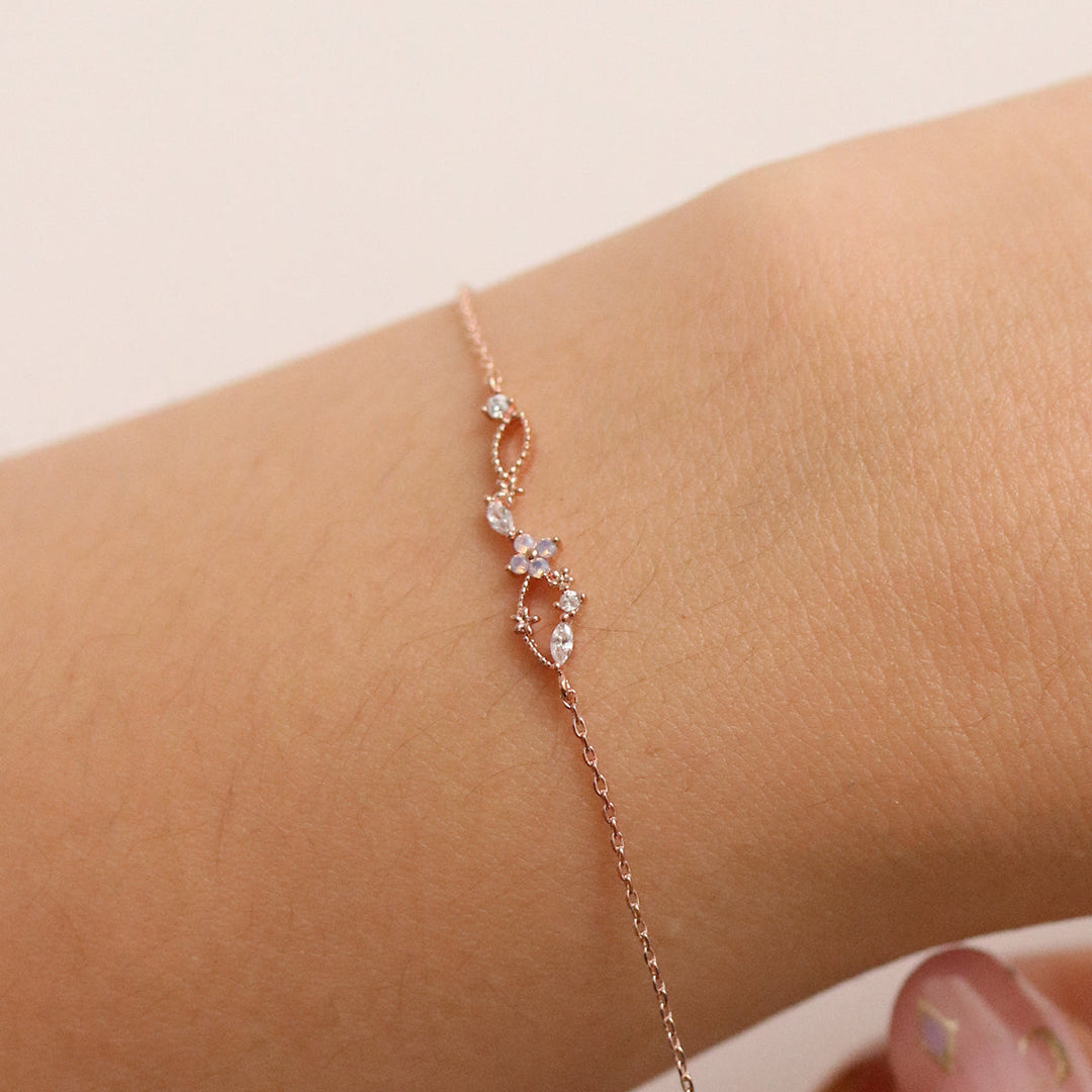 Moonstone daisy cubic bracelet-4