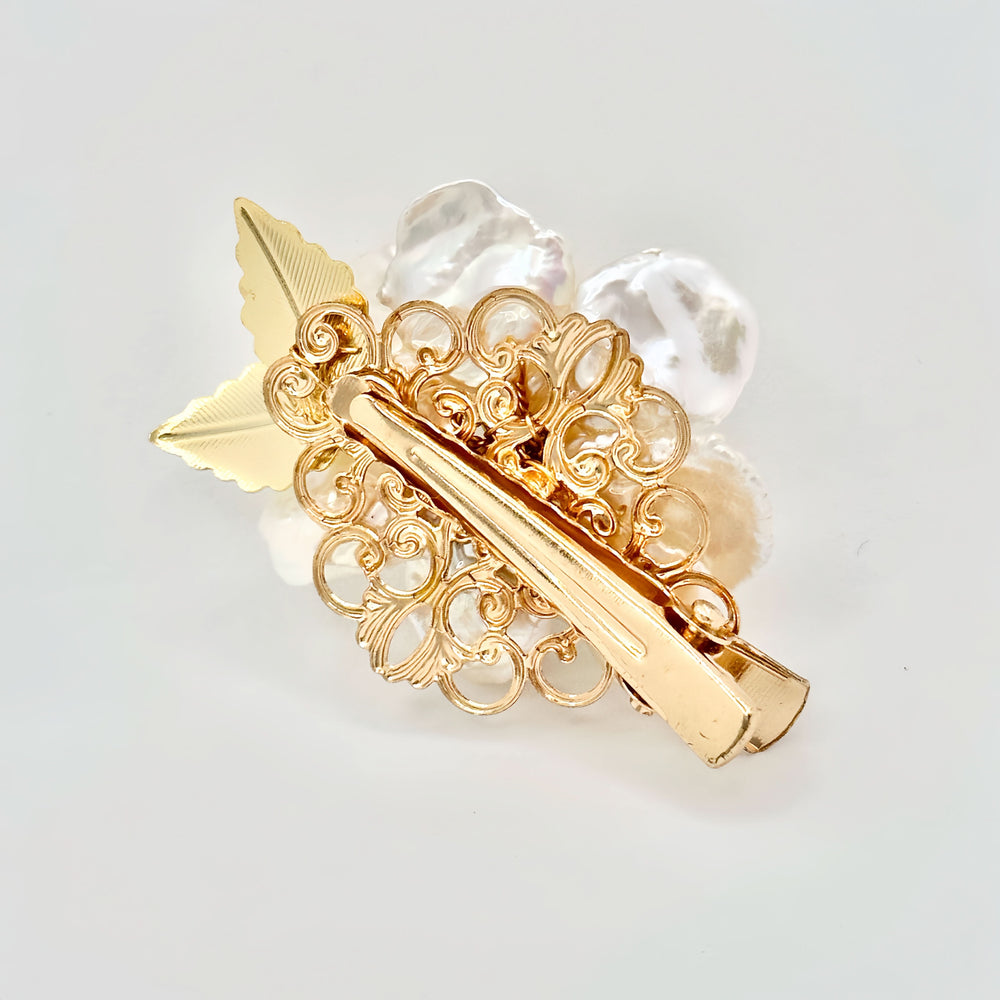 Jade Centerpiece Baroque Pearl Flower Hair Clip