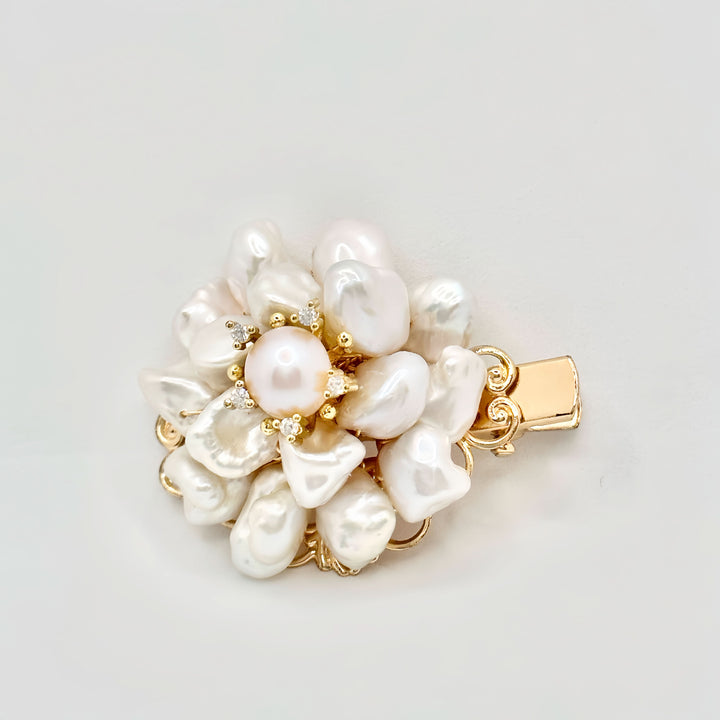 Lustrous Baroque Pearl Floral Hair Clip with Golden Accents