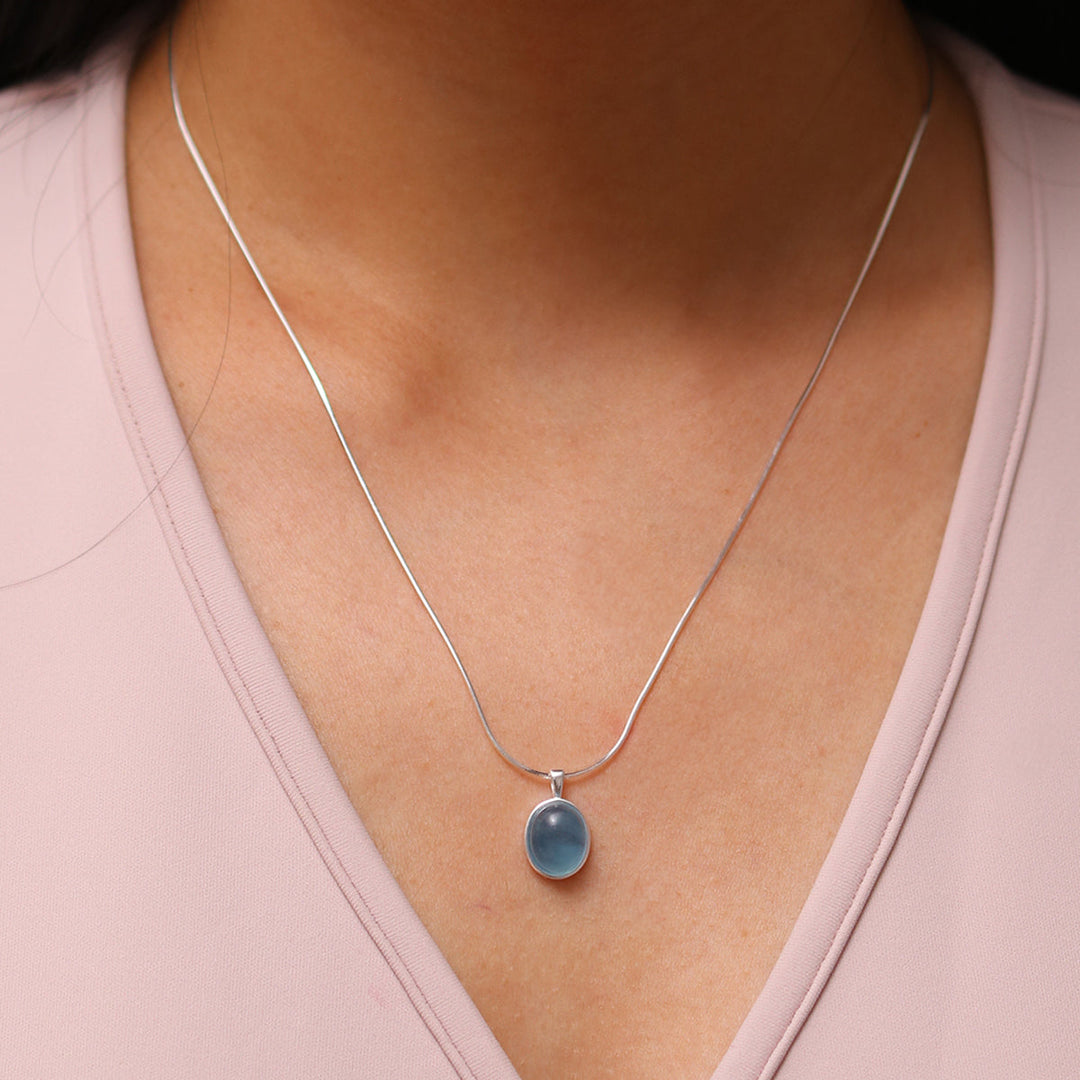 Aquamarine pendant necklace-3