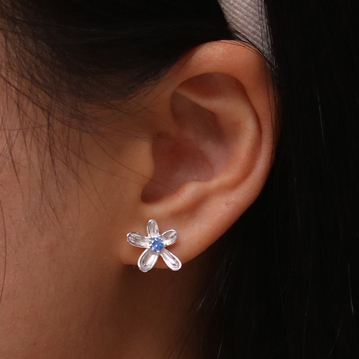 Blue daisy earrings-3