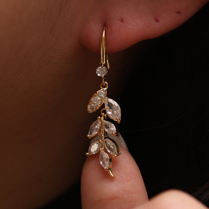 Vine drop hook earrings-2