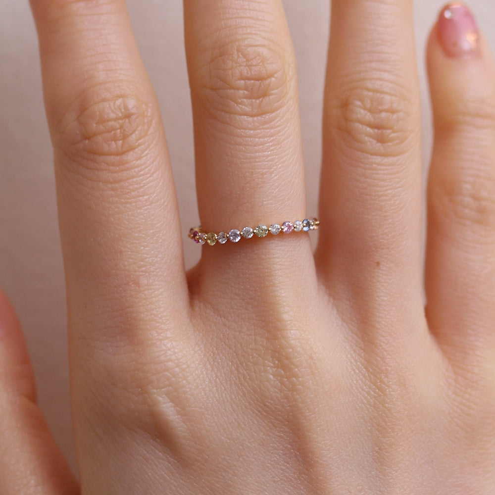 Colourful band ring