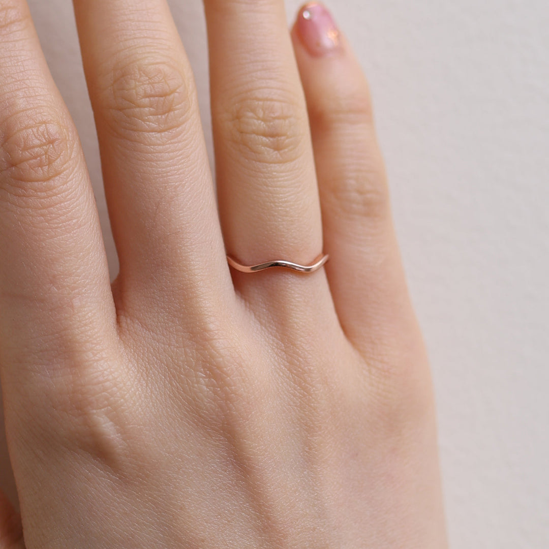 Minimalist Wave Ring-2