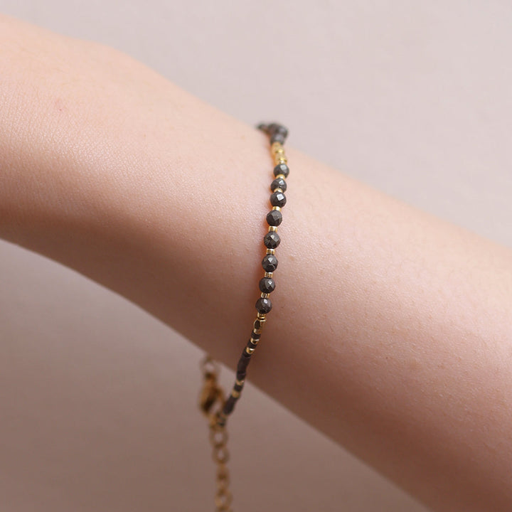 Grey Moonstone beaded bracelet-2