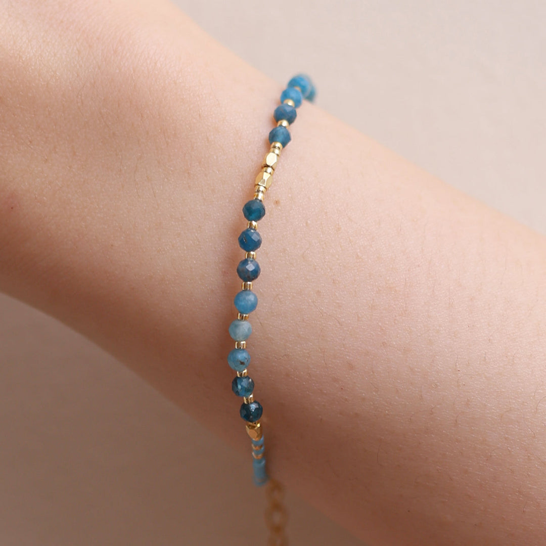 Aquamarine beaded bracelet-0
