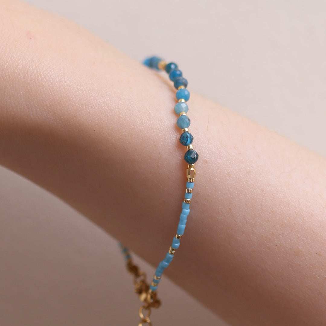Aquamarine beaded bracelet-2