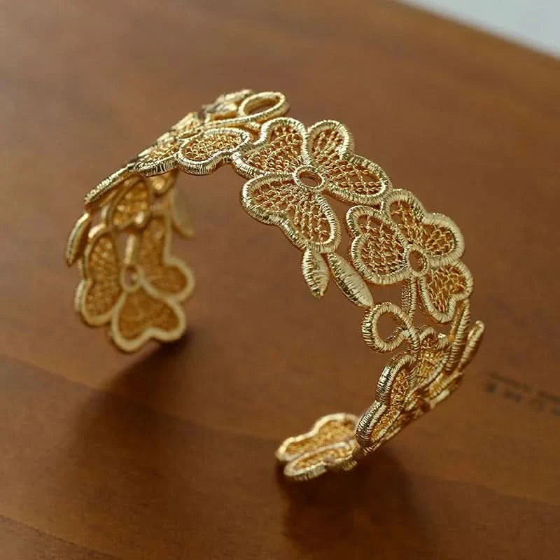 Lace Stylish Bangle