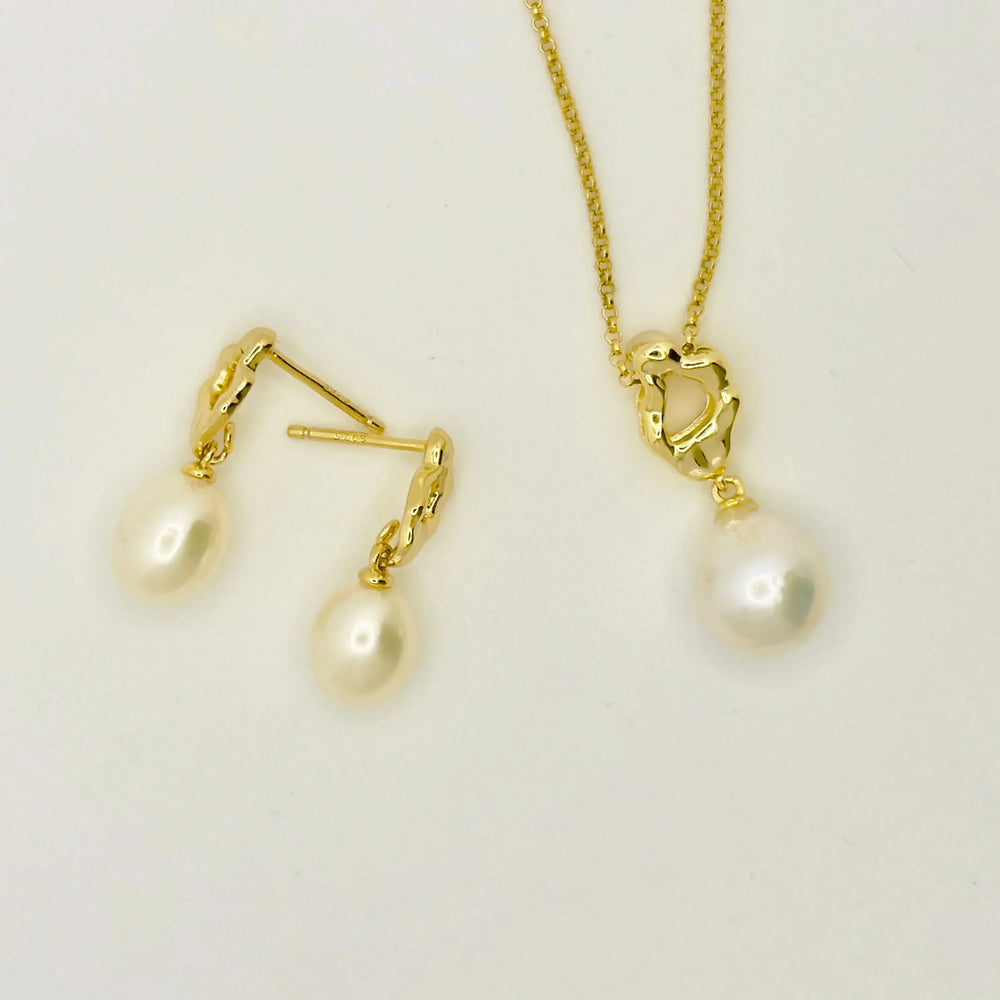 Lava Pearl Pendant Necklace