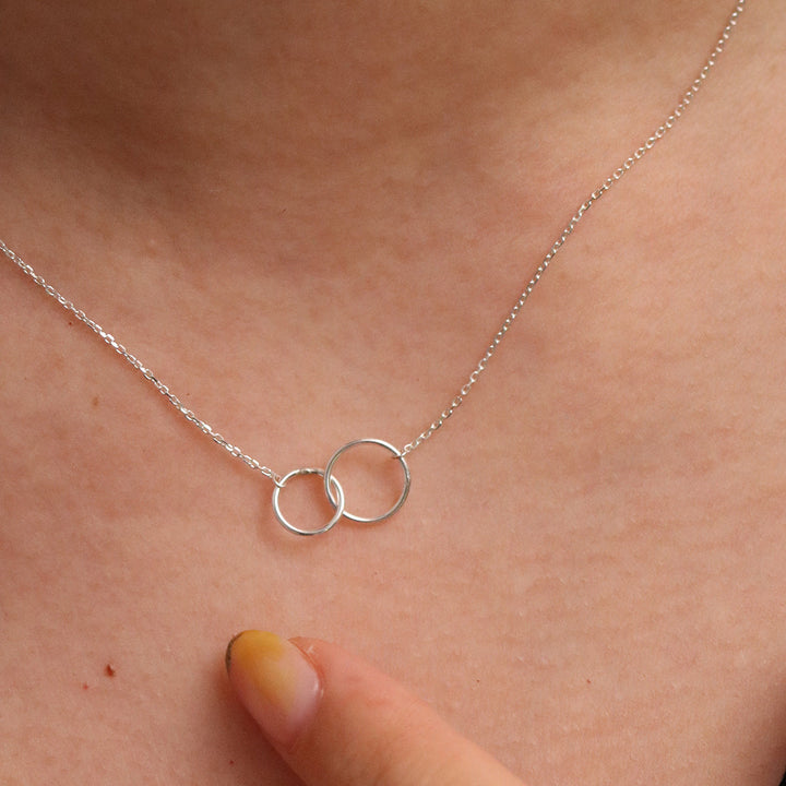 Double circles necklace-3