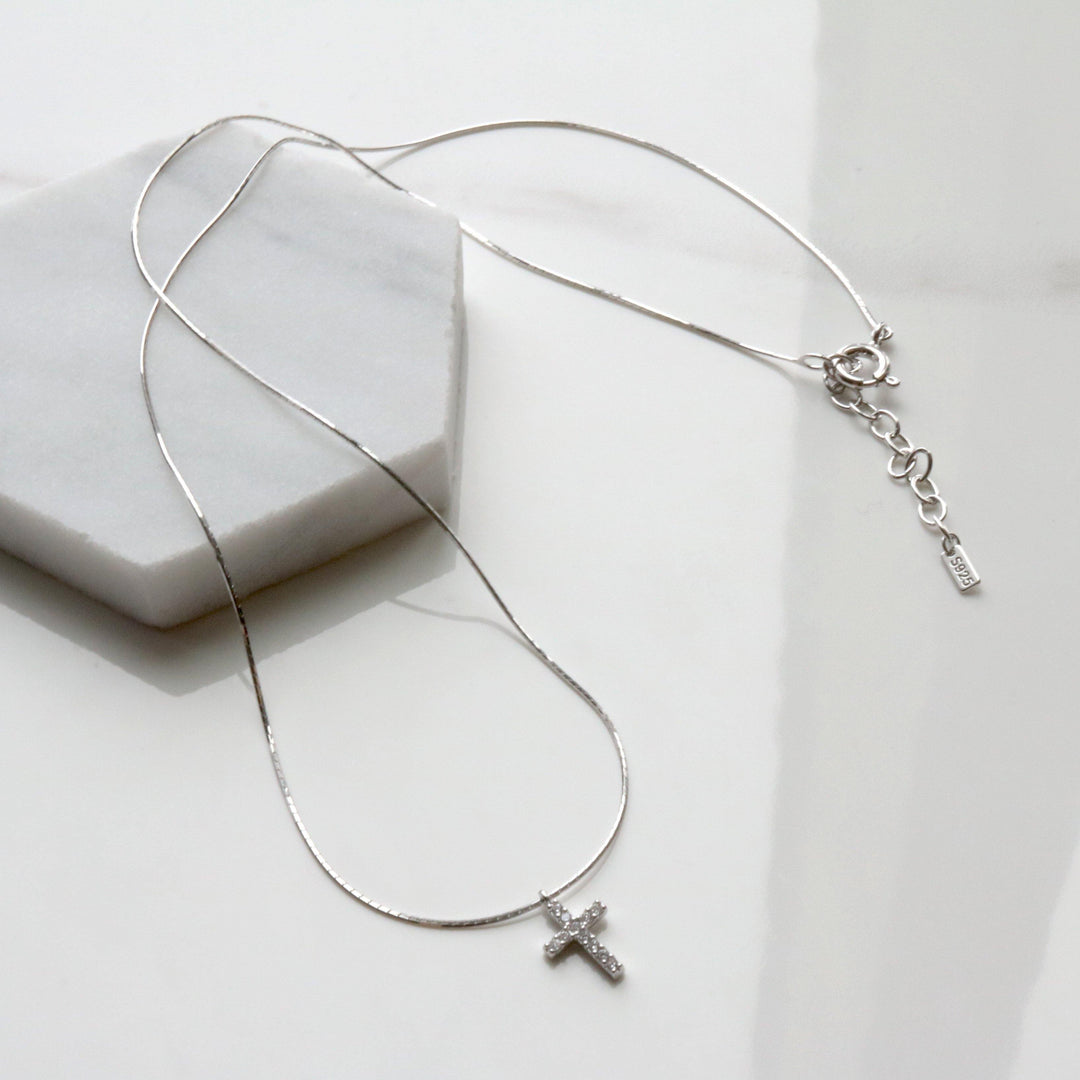 Cross pendant silk necklace-3