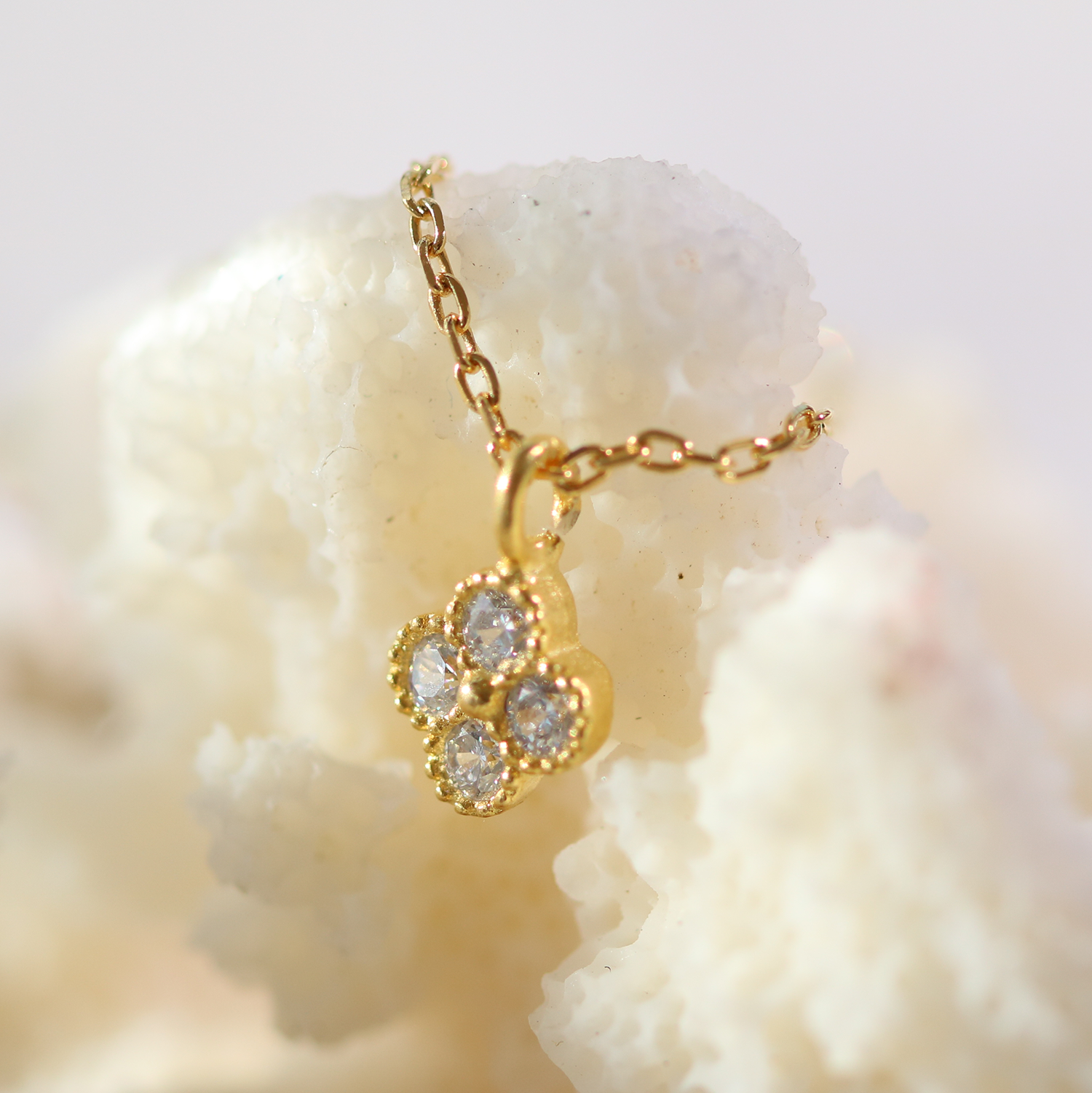 Clover cubic pendant necklace-0