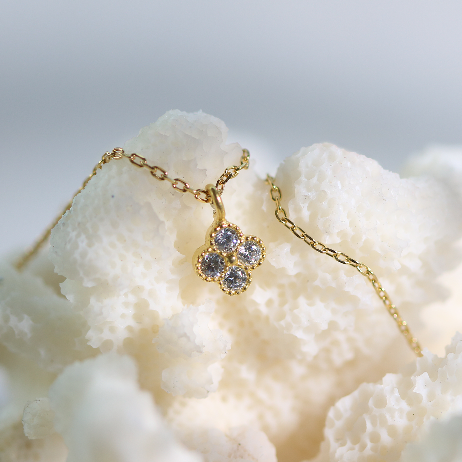 Clover cubic pendant necklace-2