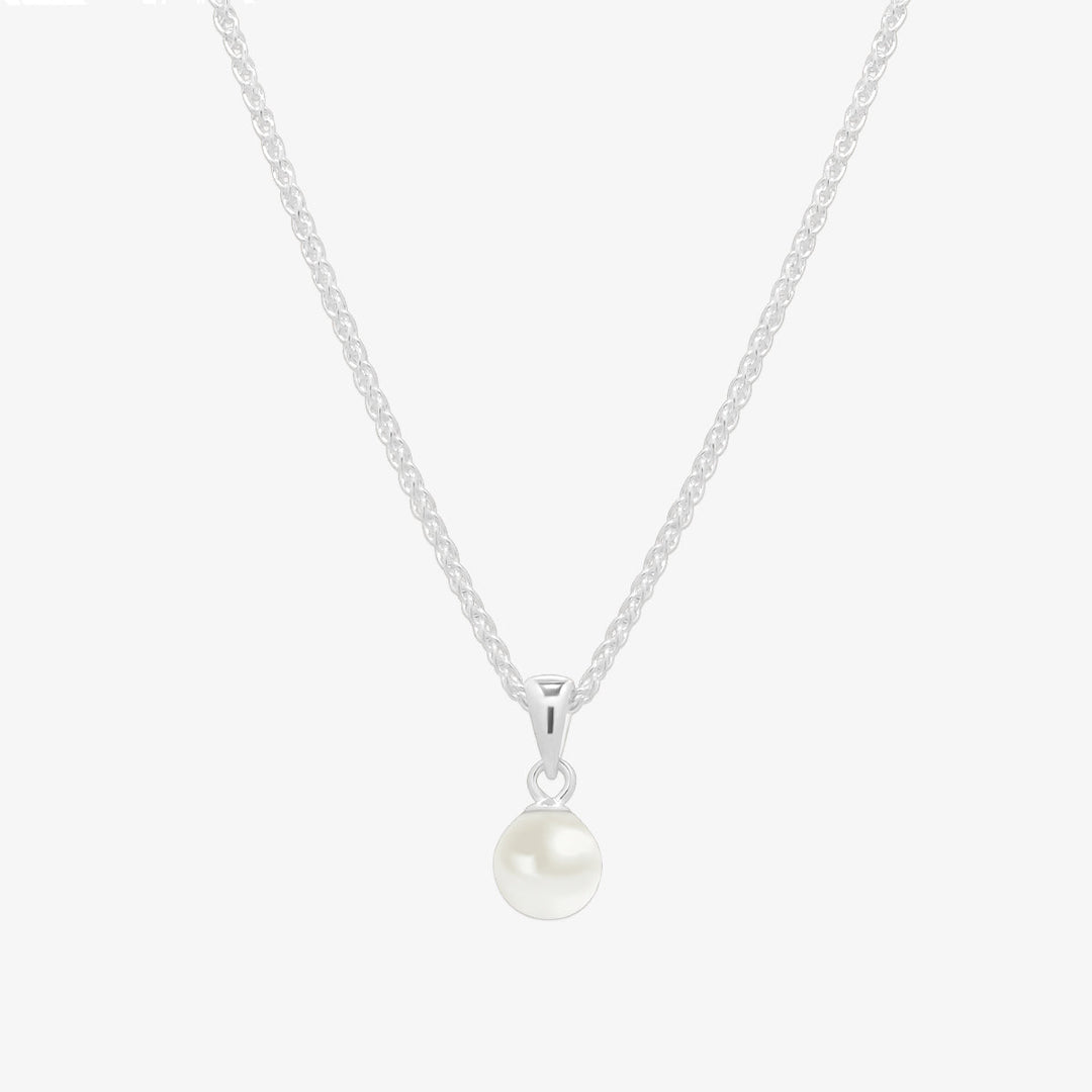 Fresh water pearl pendant necklace