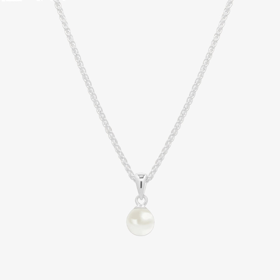 Fresh water pearl pendant necklace