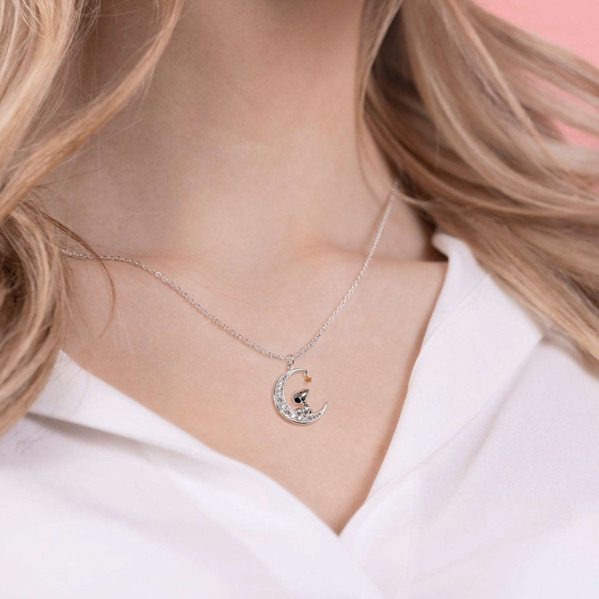 Collectable Peanuts Snoopy Stone Set Moon Necklace NF00742TZWL-18.PH